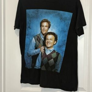 Black Short-Sleeve Graphic Tee with Blue Portrait Design